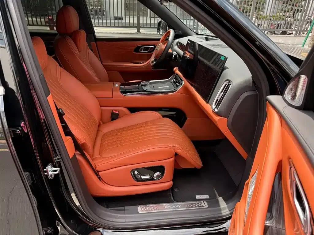 Galaxy M9 2025 210km/h AWD Navigator Edition — миниатюра 6