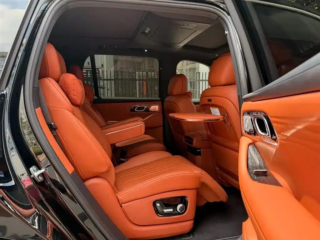Galaxy M9 2025 210km/h AWD Navigator Edition — миниатюра 8