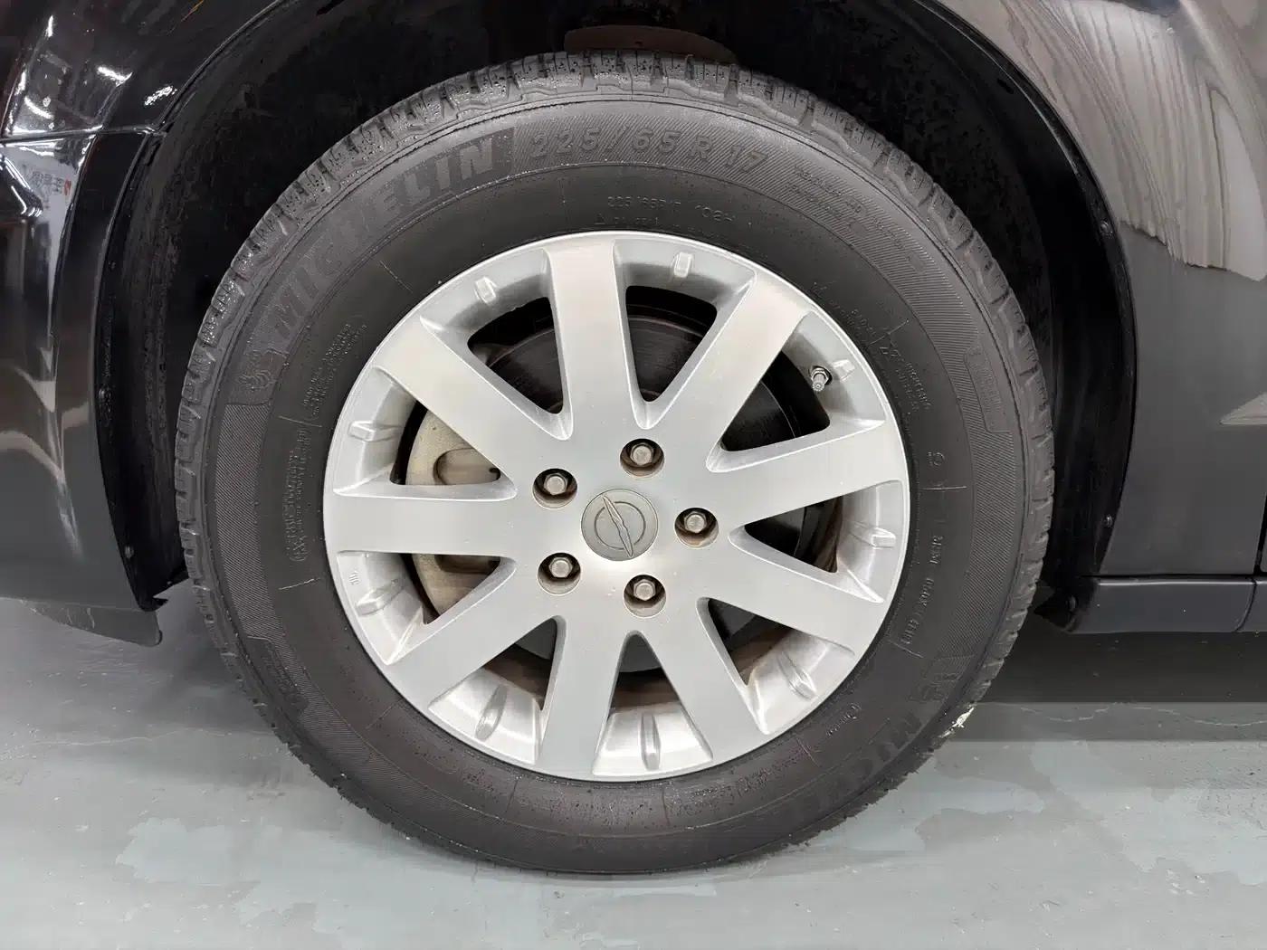 2013 Imported Grand Voyager 3.6L Luxury Edition — миниатюра 4