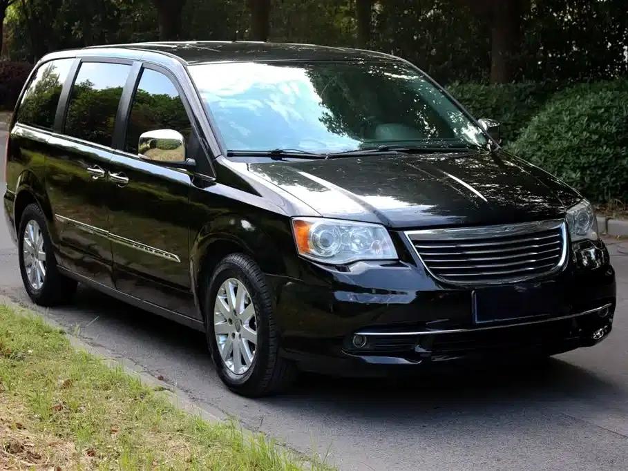 2014 Imported Grand Voyager 3.6L Comfort Edition — миниатюра 3