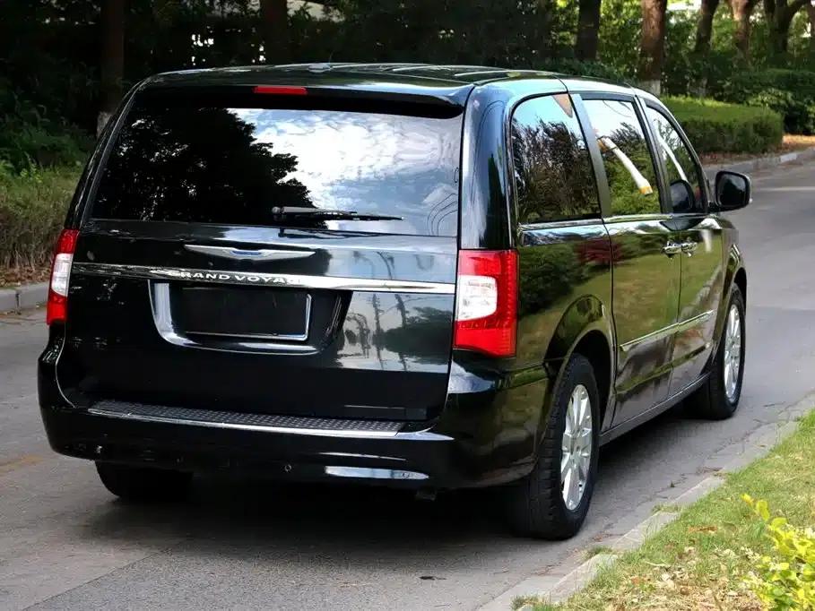 2014 Imported Grand Voyager 3.6L Comfort Edition — миниатюра 7