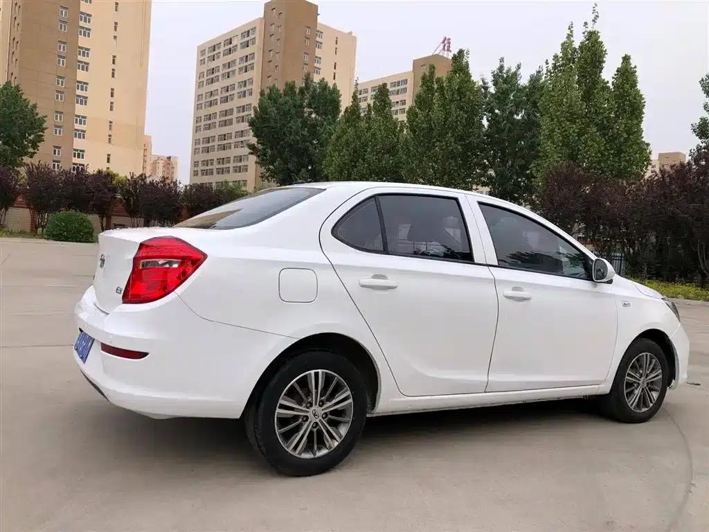 Kaiyi E3 2018 1.5L Automatic Deluxe Edition — миниатюра 4