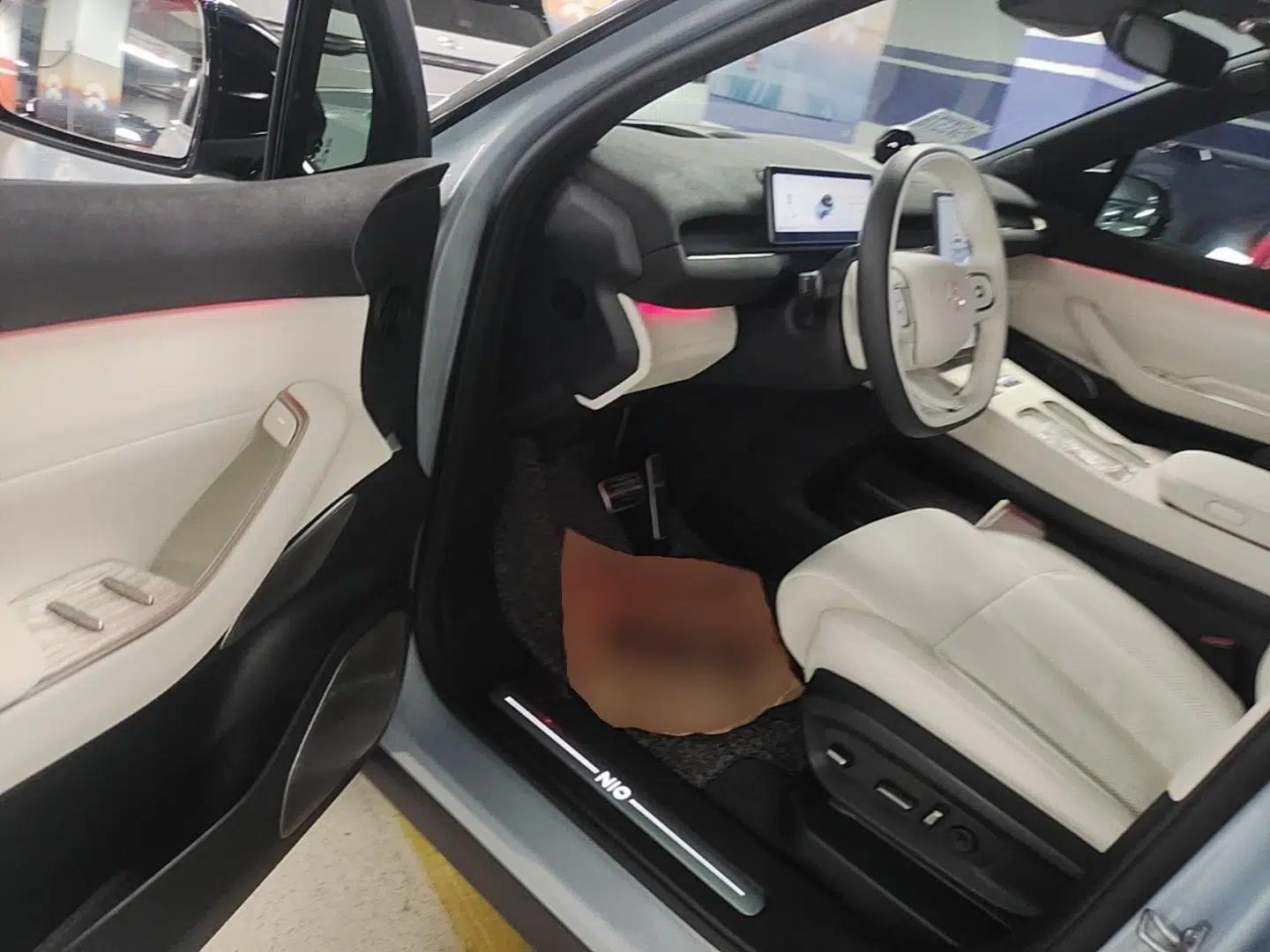 Nio ES7 2022 75 kWh — миниатюра 19