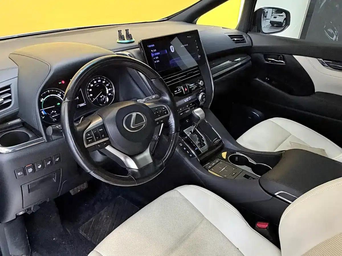 Lexus LM 2020 300h Four-Seat Executive Edition — миниатюра 11