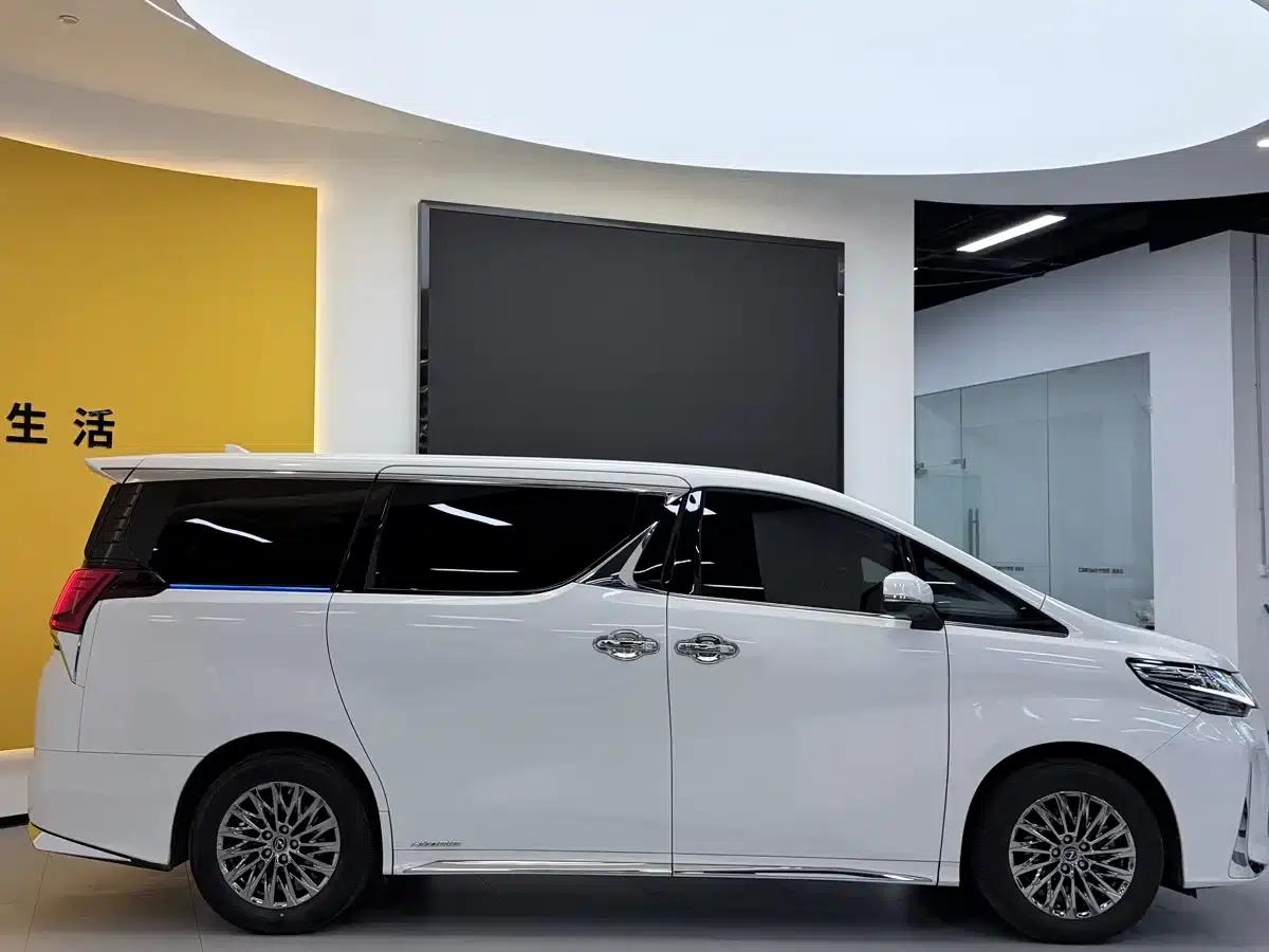 Lexus LM 2020 300h Four-Seat Executive Edition — миниатюра 4