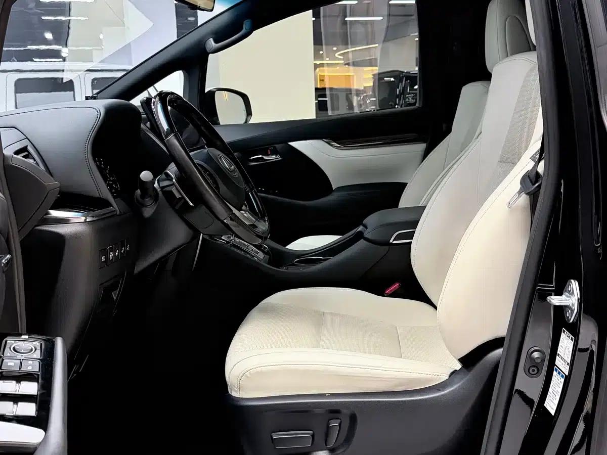 Lexus LM 2020 300h Four-Seat Executive Edition — миниатюра 9