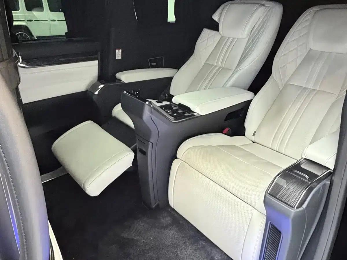 Lexus LM 2020 300h Four-Seat Executive Edition — миниатюра 10