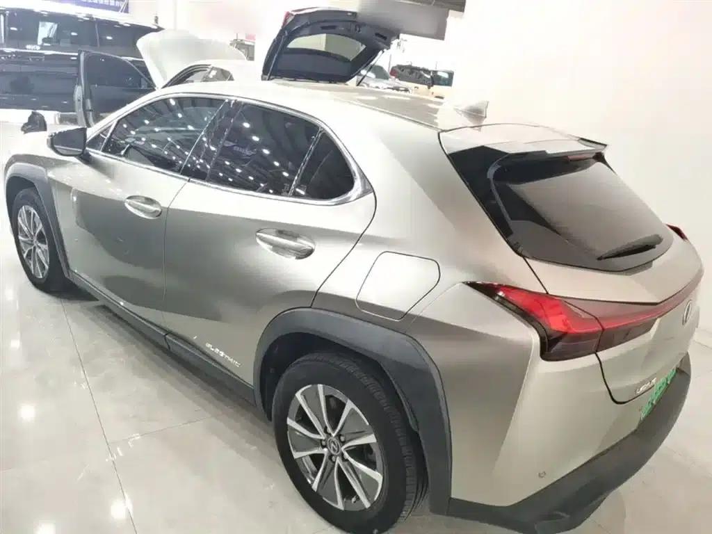 Lexus UX PHEV 2020 300e Pure Enjoyment Edition — миниатюра 5