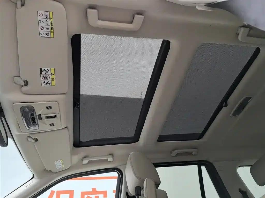 Freelander 2 2013 2.0T Si4 SE Petrol Version — миниатюра 14