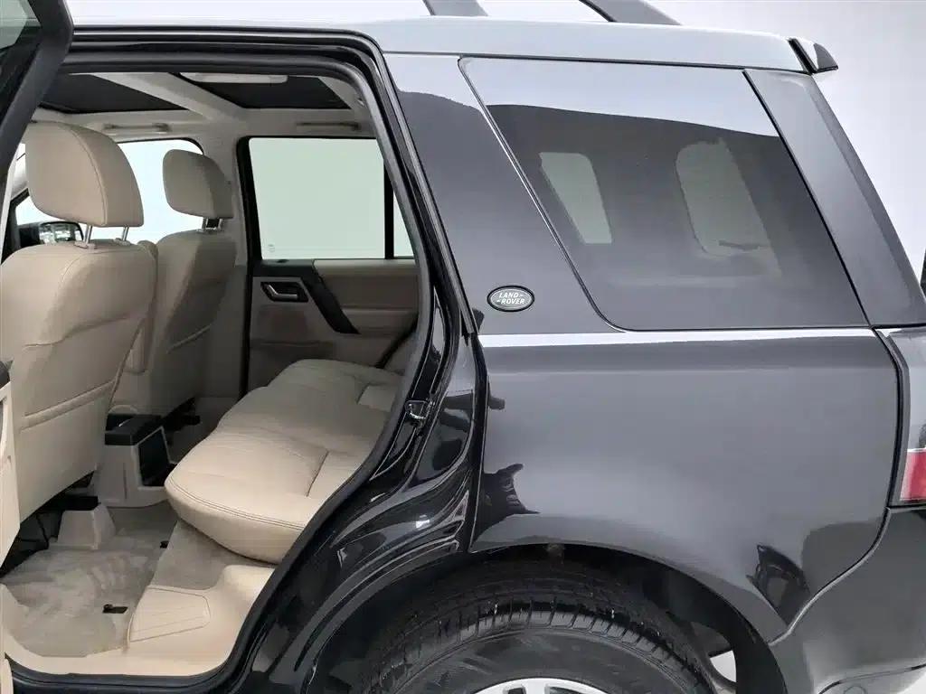Freelander 2 2013 2.0T Si4 SE Petrol Version — миниатюра 15