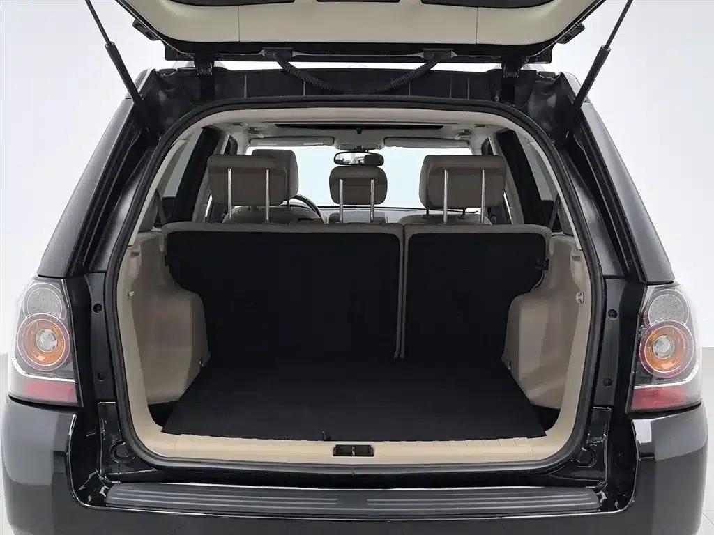 Freelander 2 2013 2.0T Si4 SE Petrol Version — миниатюра 16