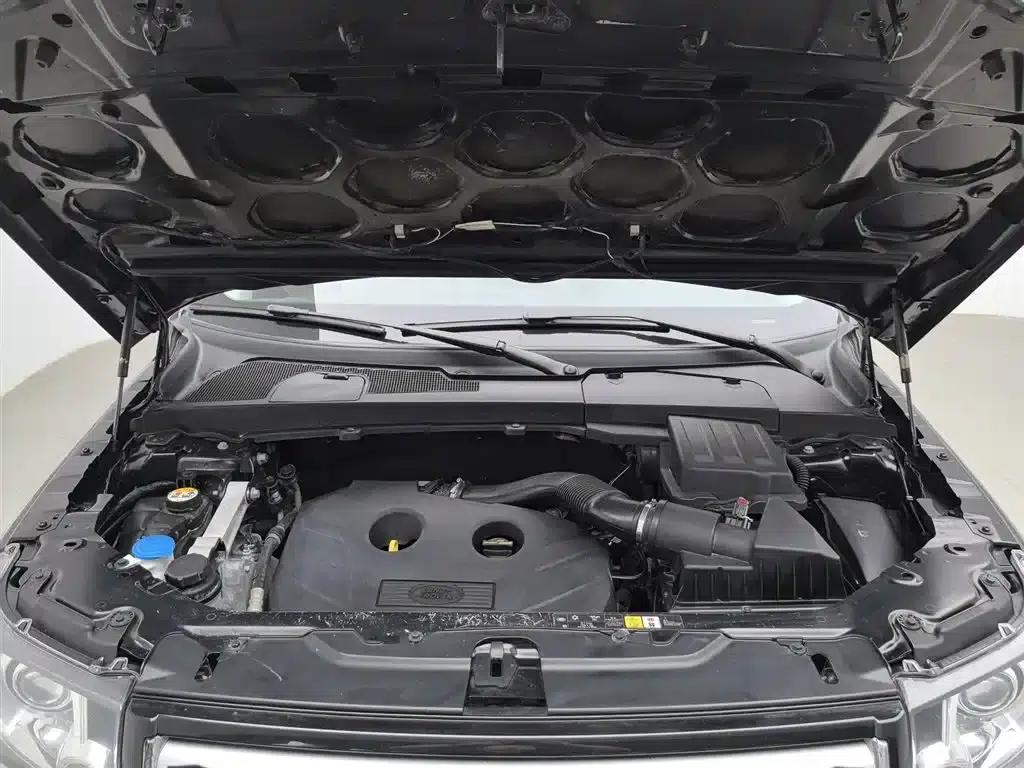 Freelander 2 2013 2.0T Si4 SE Petrol Version — миниатюра 6