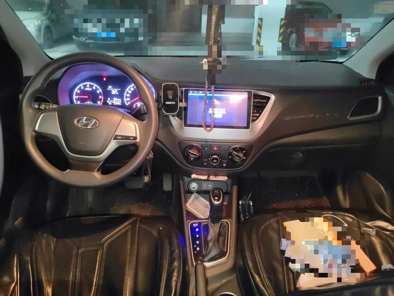 Hyundai Verna RV 2017 1.4L Automatic Cool Edition GLS China V Emission Standard — миниатюра 10