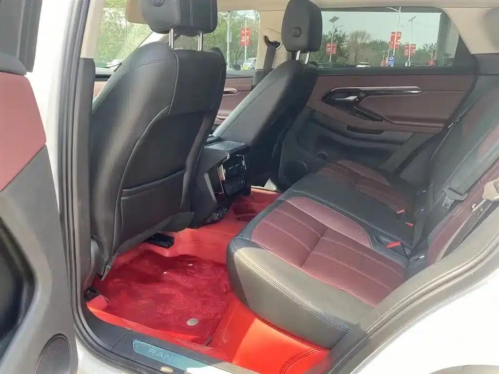 Range Rover Evoque PHEV 2021 Model P300e Luxury Edition — миниатюра 3