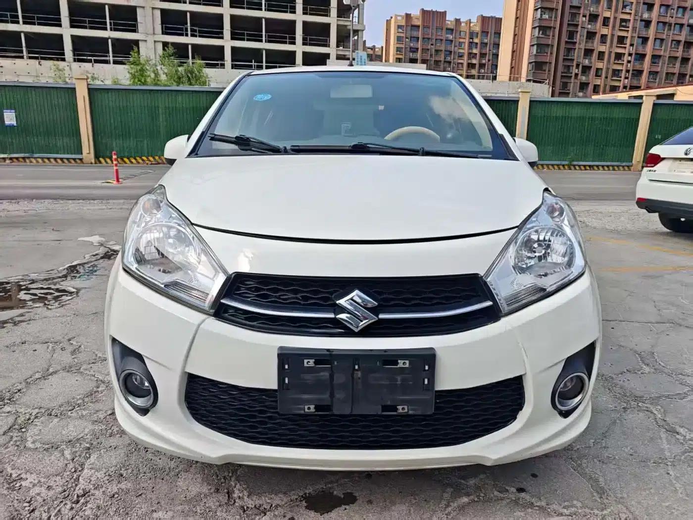 Alto 2016 1.0L Automatic Luxury Dynamic Edition — миниатюра 2