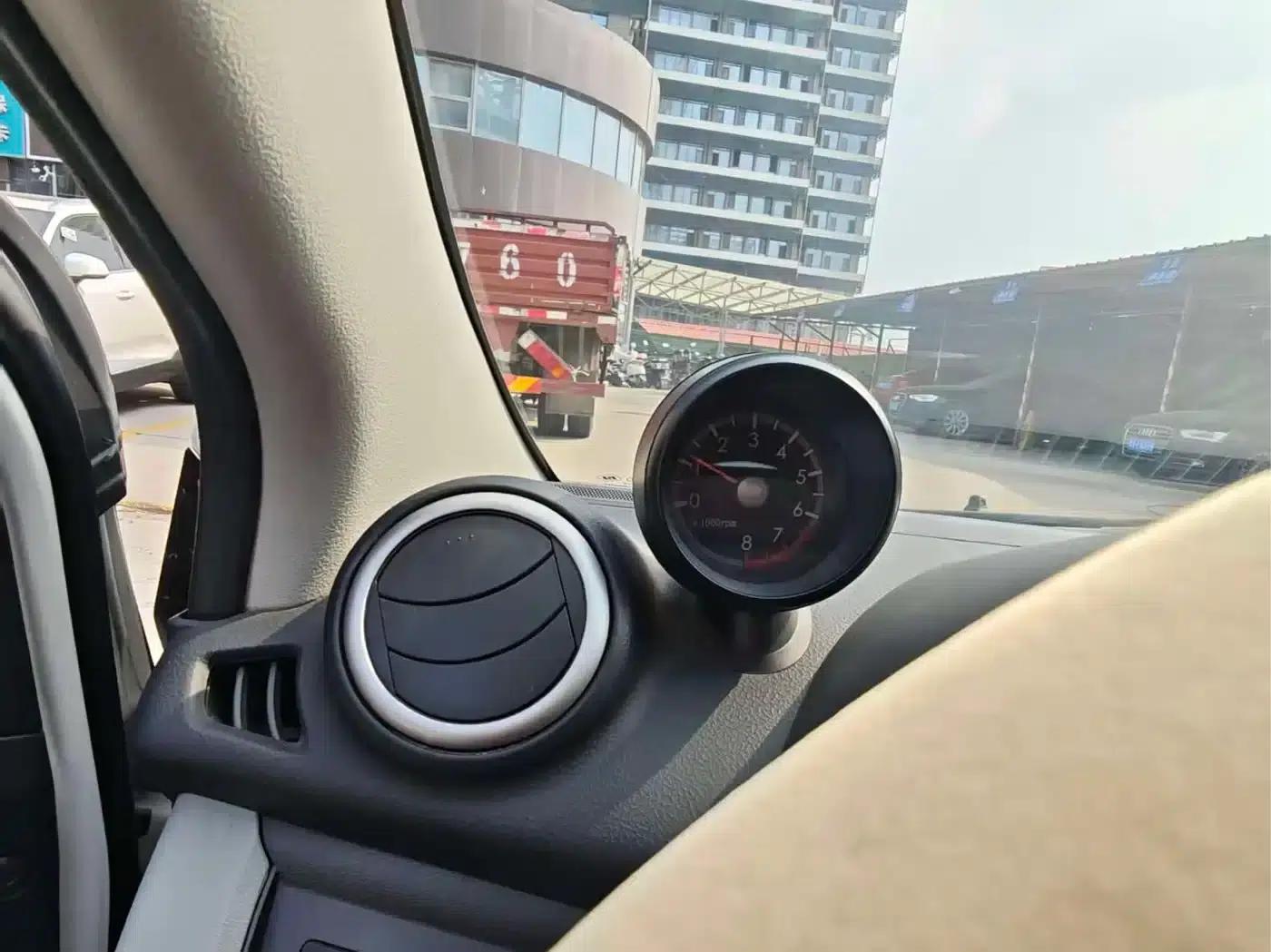 Alto 2016 1.0L Automatic Luxury Dynamic Edition — миниатюра 12