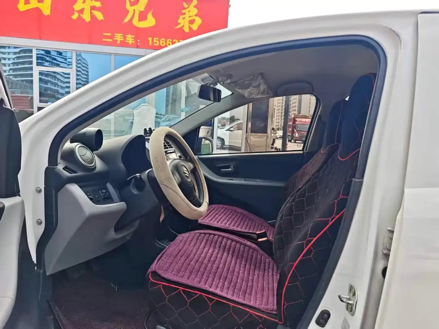 Alto 2016 1.0L Automatic Luxury Dynamic Edition — миниатюра 8
