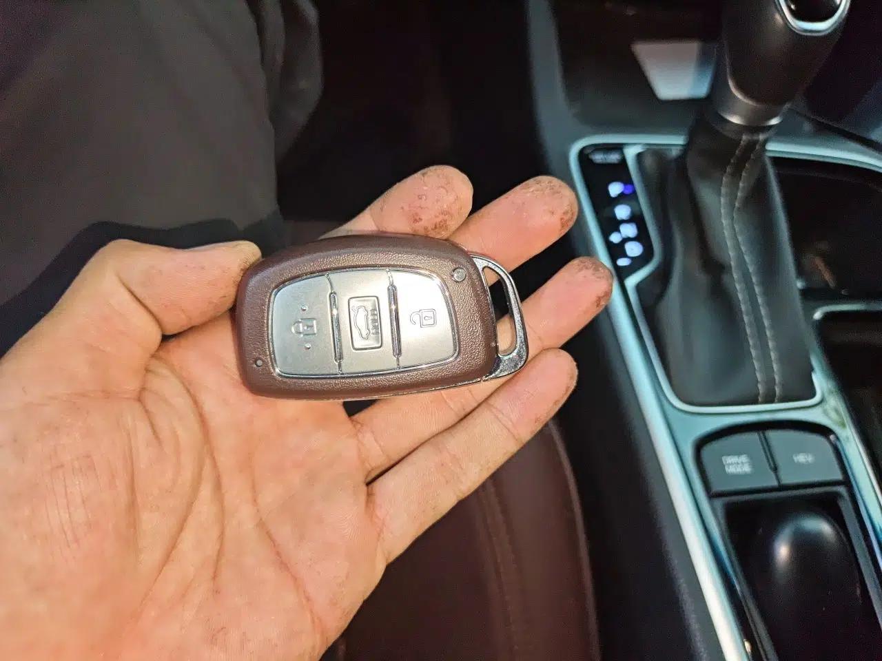 Hyundai Sonata Plug-in Hybrid 2018 2.0 PHE Smart Enjoyment Version China VI Standard — миниатюра 9