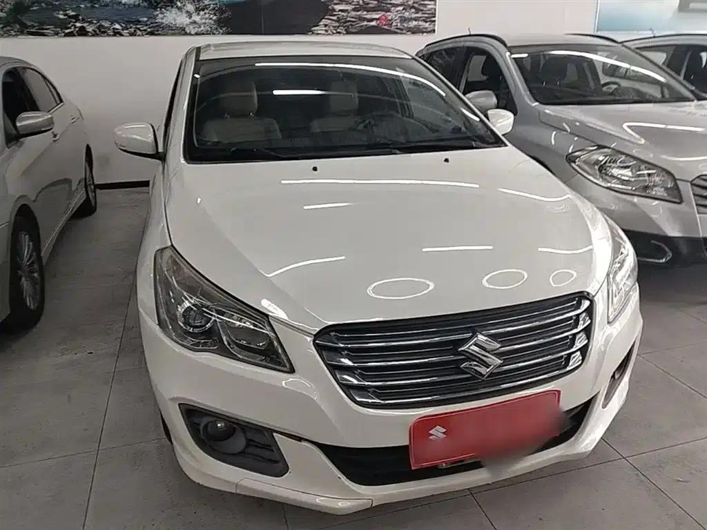 Ciaz 2015 1.6L Manual Comfort Edition — миниатюра 3