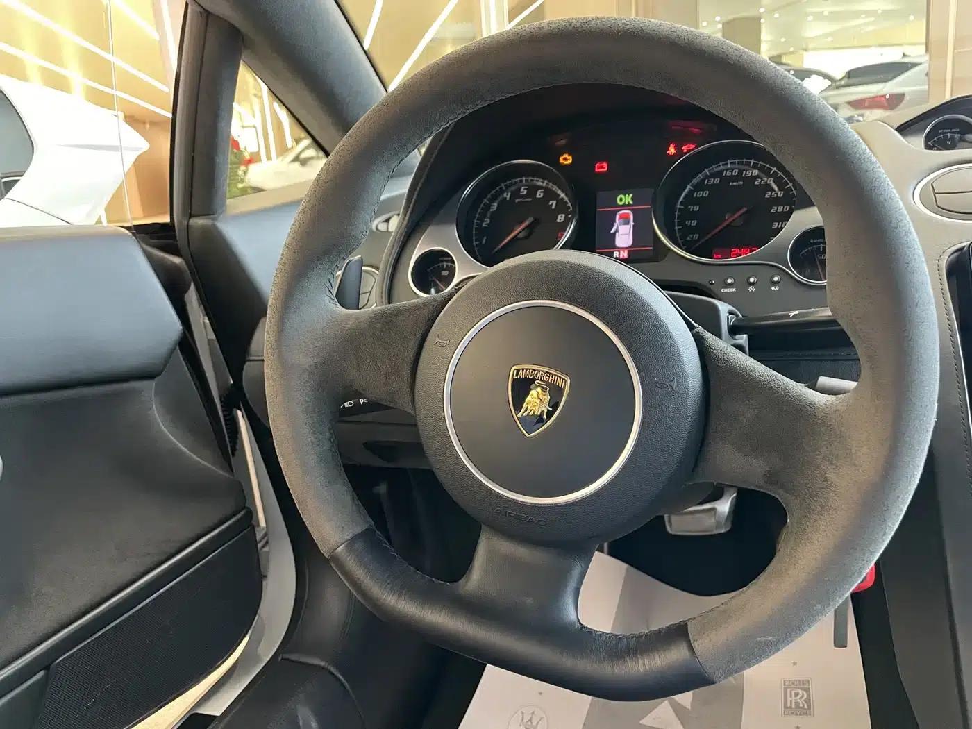 2011 Gallardo LP 560-4 Bicolore — миниатюра 17