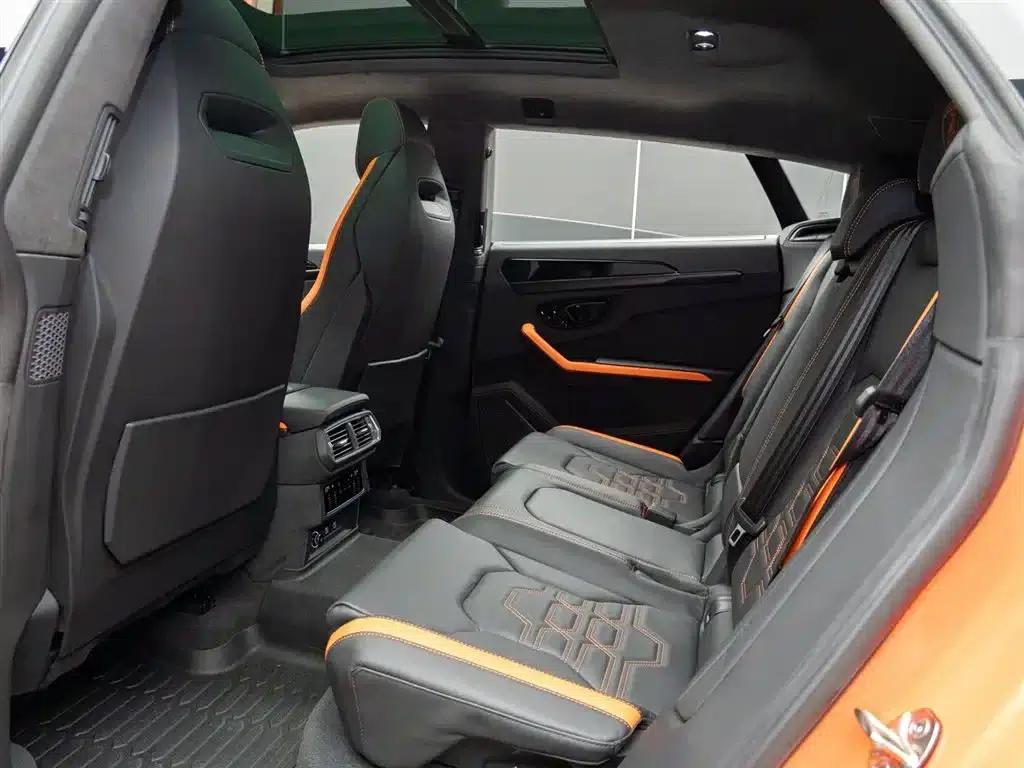 2025 Urus SE 4.0T Standard Edition — миниатюра 13