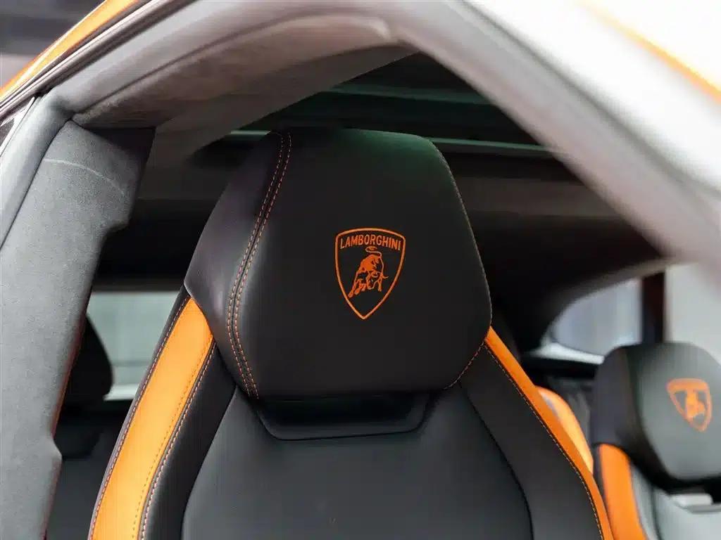 2025 Urus SE 4.0T Standard Edition — миниатюра 15