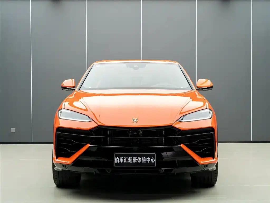 2025 Urus SE 4.0T Standard Edition — миниатюра 4