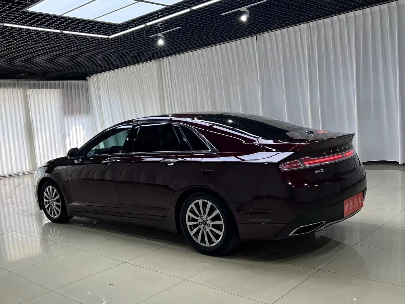 Lincoln MKZ 2019 2.0T Premium Edition (National V Emission Standard) — миниатюра 4