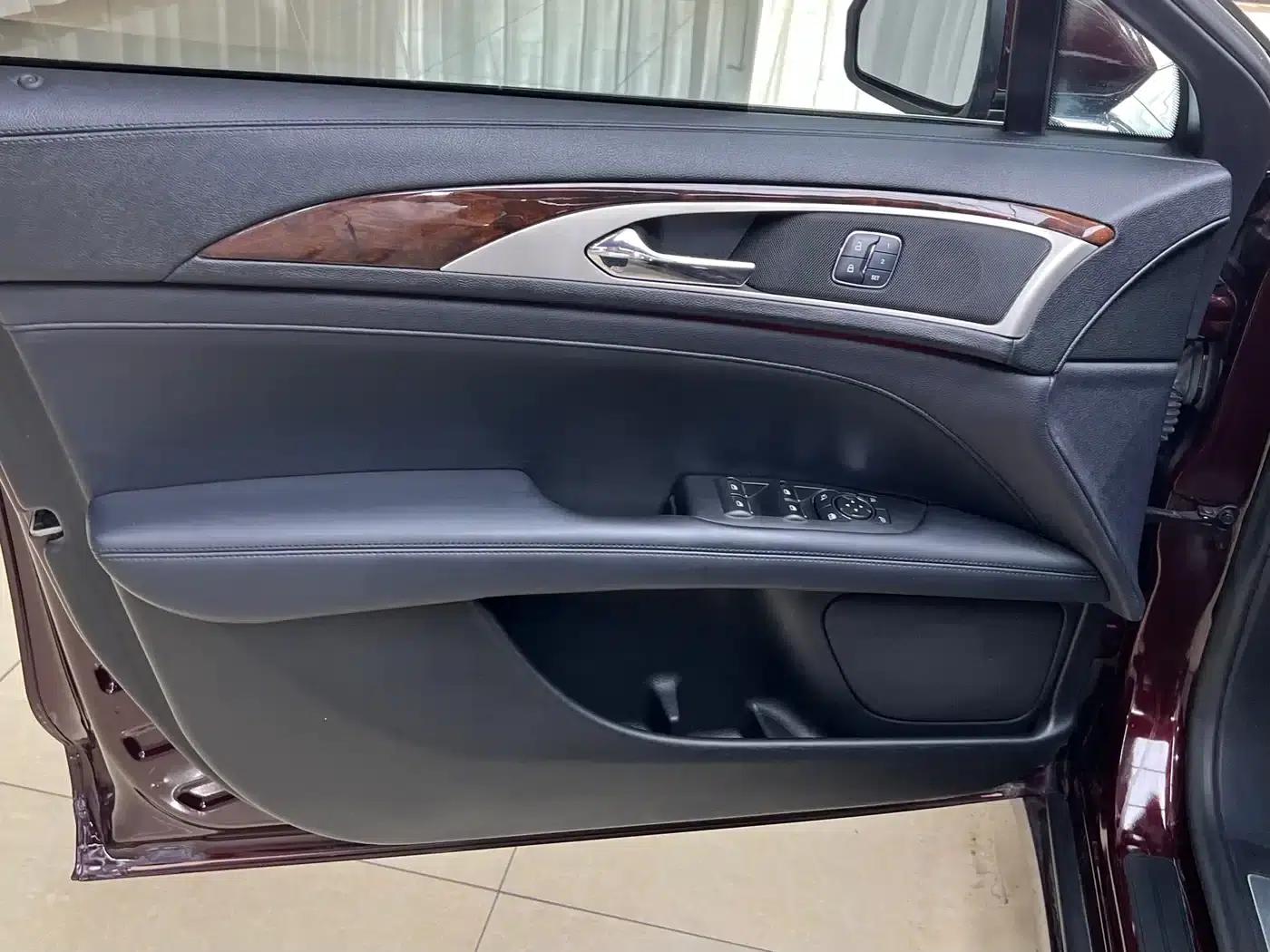 Lincoln MKZ 2019 2.0T Premium Edition (National V Emission Standard) — миниатюра 8