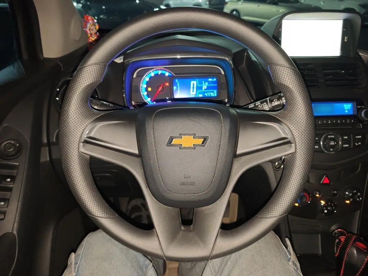 Chevrolet Trax 2016 1.4T Automatic Two-Wheel Drive Comfort Version with Sunroof — миниатюра 11