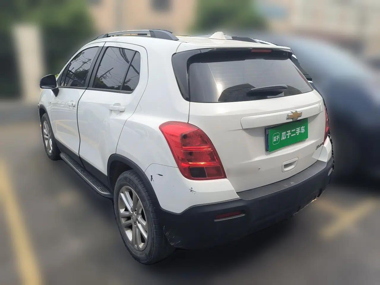 Chevrolet Trax 2016 1.4T Automatic Two-Wheel Drive Comfort Version with Sunroof — миниатюра 4