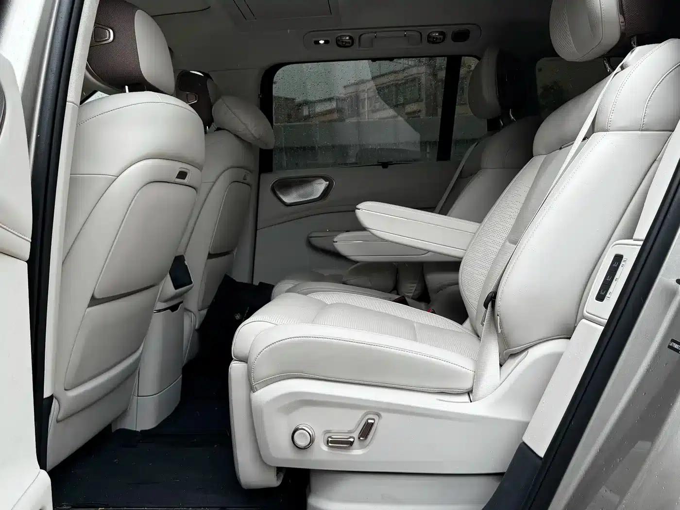 Lynk & Co 900 2025 2.0T Ultra 6-seater — миниатюра 5