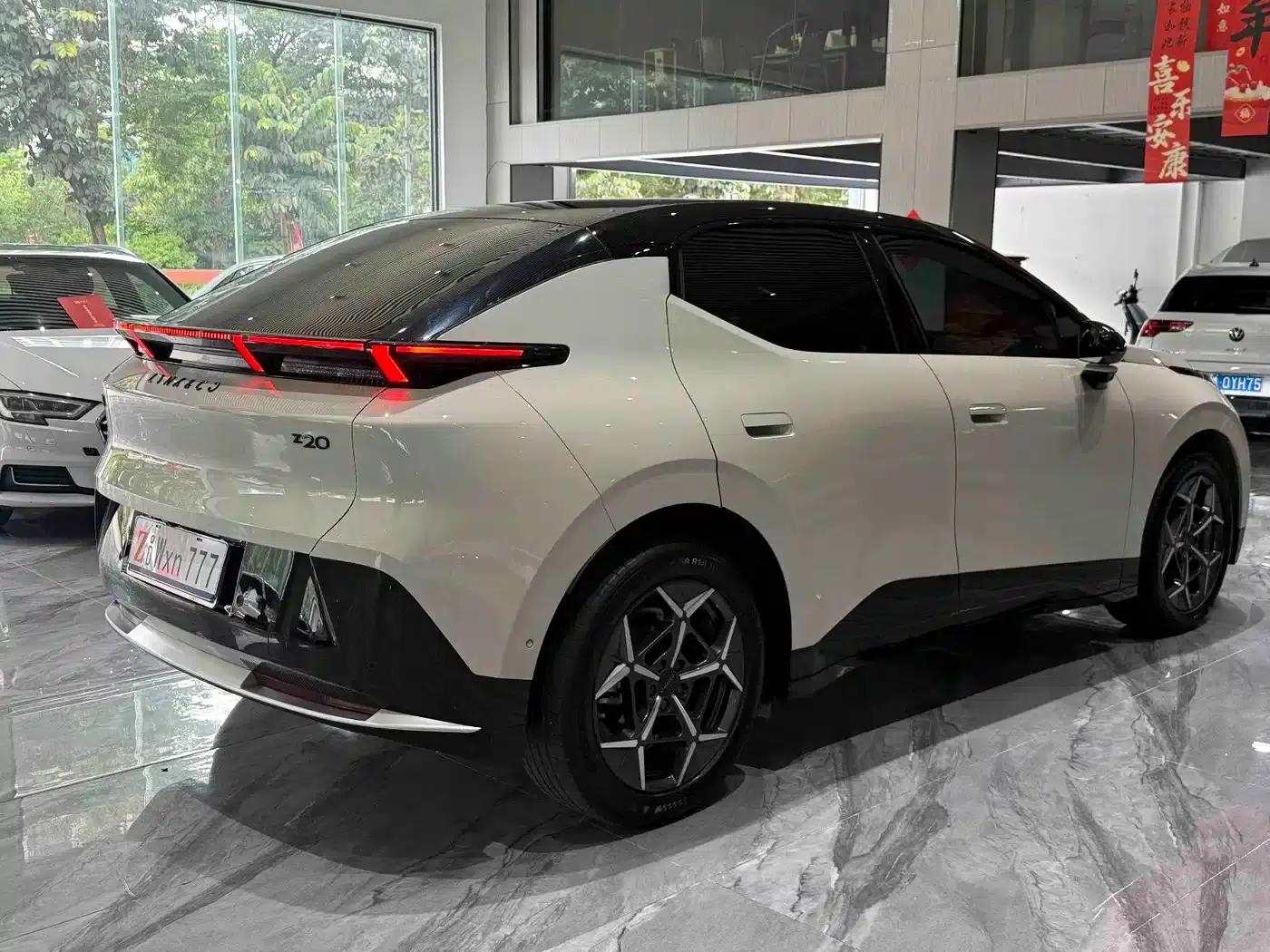 Lynk & Co Z20 2025 Model 530km RWD Pro — миниатюра 4