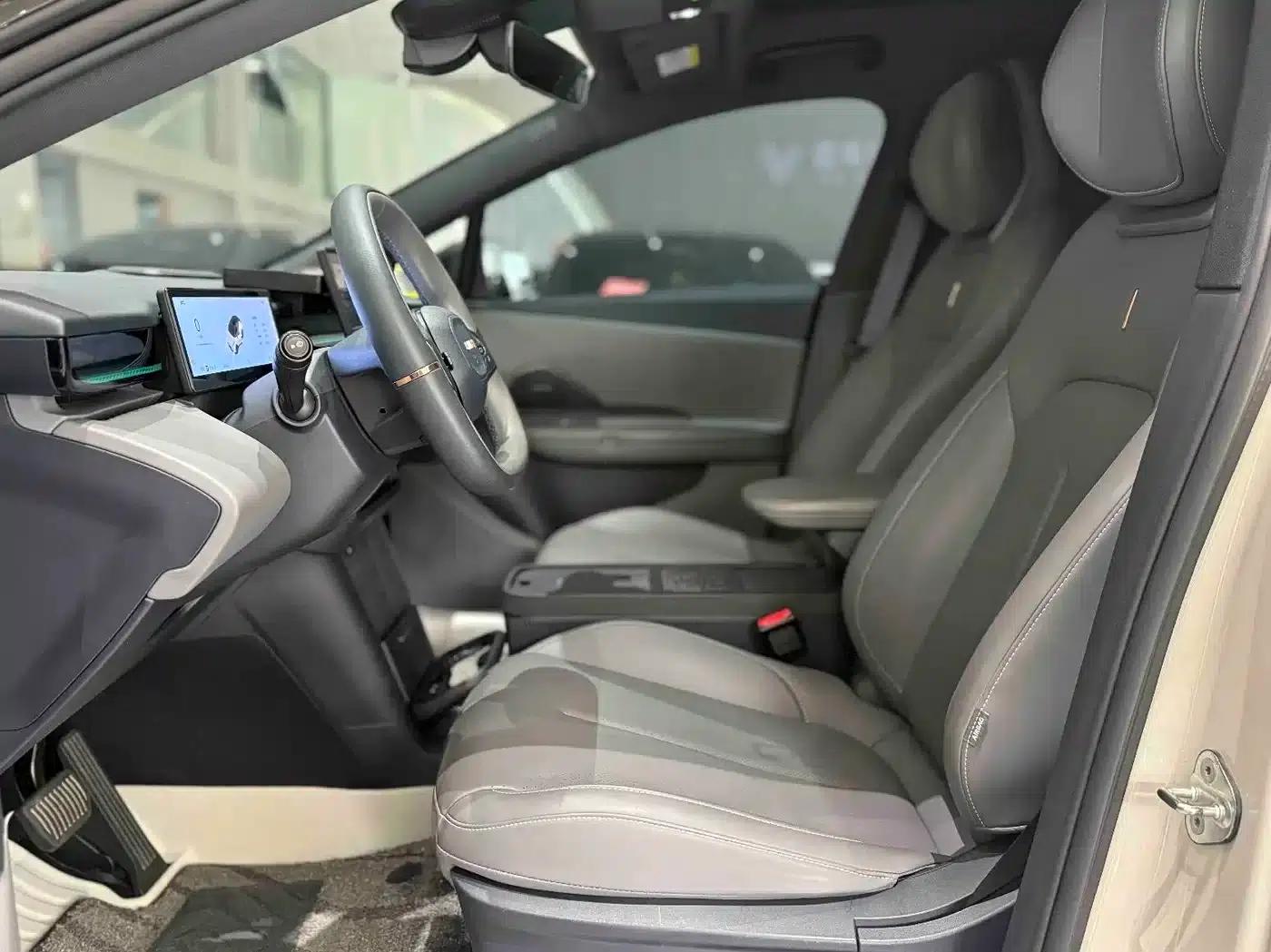 Lynk & Co Z20 2025 Model 530km RWD Pro — миниатюра 31