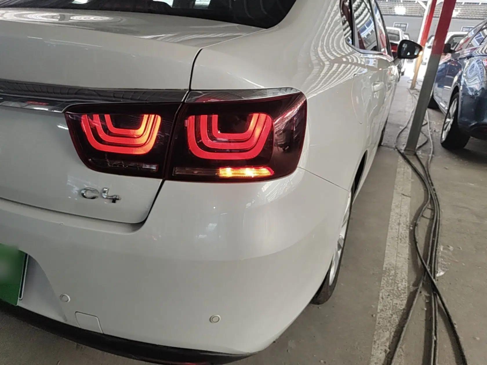 Citroen C4 Sega 2018 1.6L Manual Comfort Model — миниатюра 7