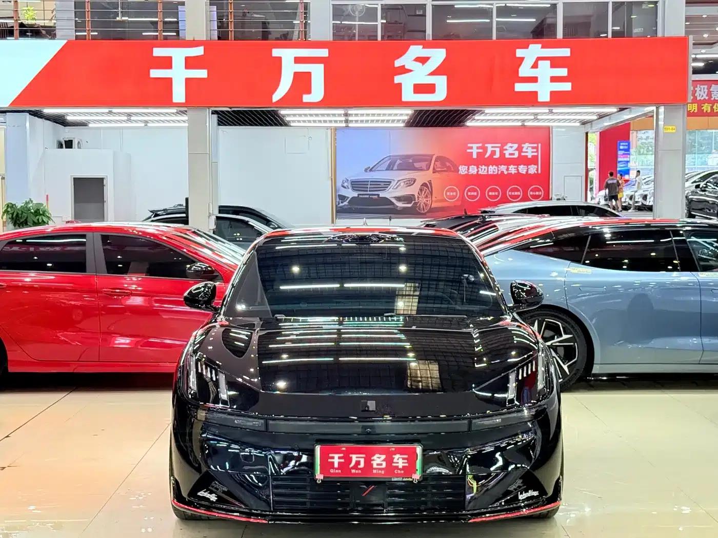 Lynk & Co 10 2025 240 AWD Ultra Sport Edition — миниатюра 2