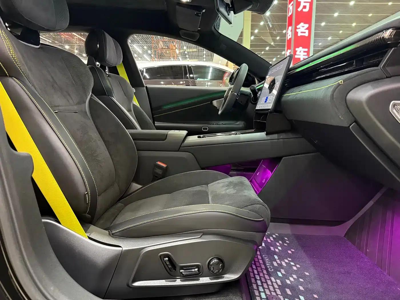 Lynk & Co 10 2025 240 AWD Ultra Sport Edition — миниатюра 28