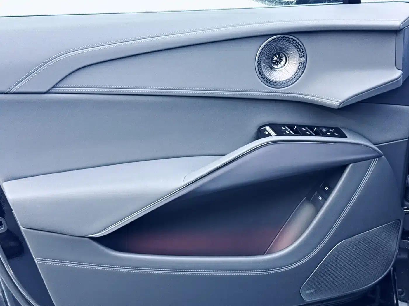 2025 ELETRE 600 Touring Edition — миниатюра 23