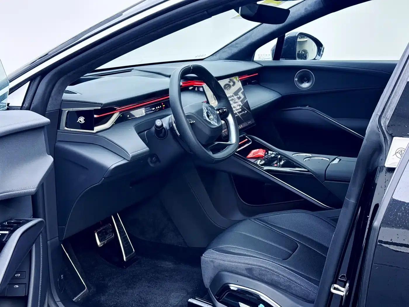 2025 ELETRE 600 Touring Edition — миниатюра 9