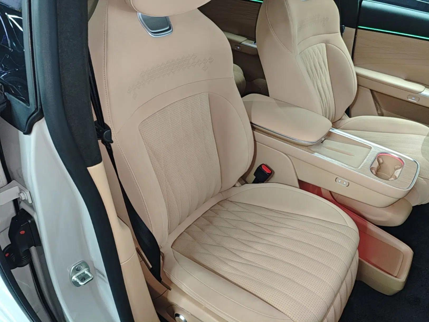 EXEED Star Era ET 2024 Extended-Range 240 Ultra All-Wheel Drive — миниатюра 23