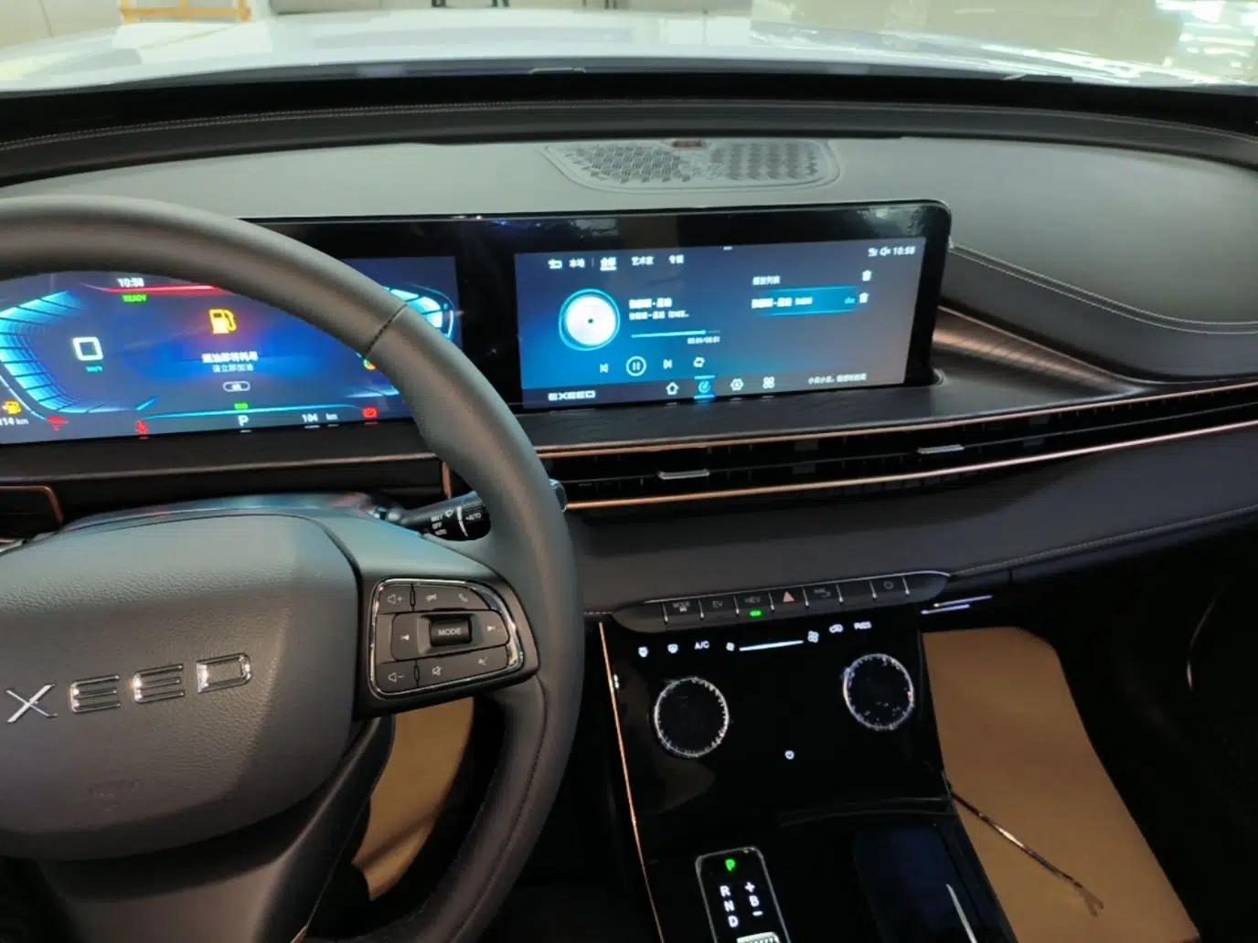 EXEED Zhuifeng C-DM 2022 1.5 TCI-DHT 105 km "Chengfeng Qi" Edition — миниатюра 16