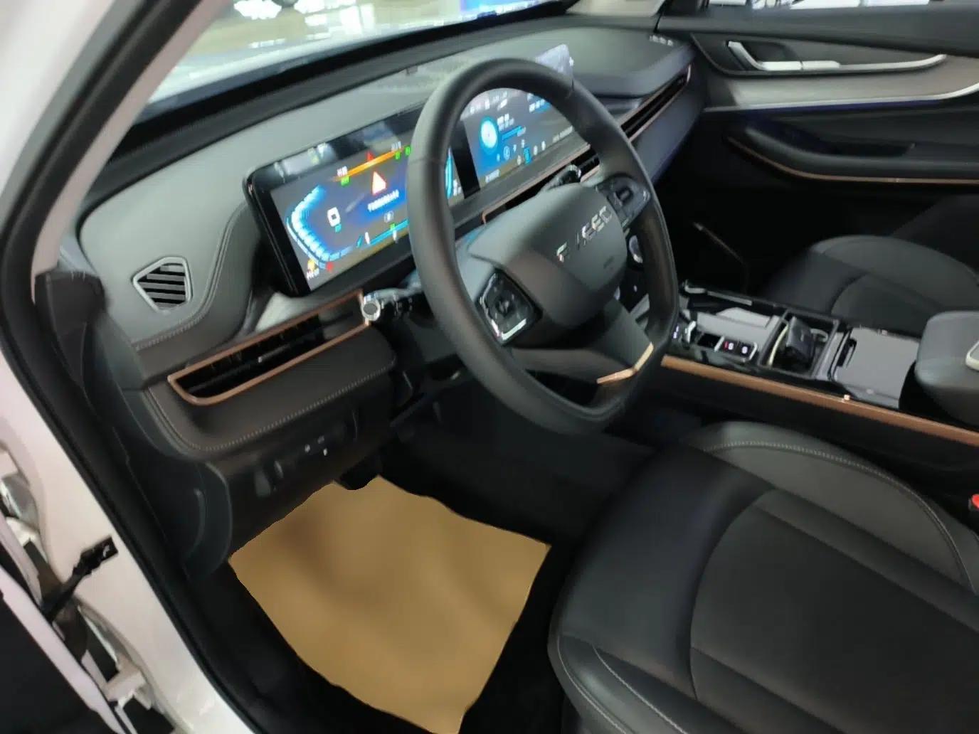EXEED Zhuifeng C-DM 2022 1.5 TCI-DHT 105 km "Chengfeng Qi" Edition — миниатюра 19