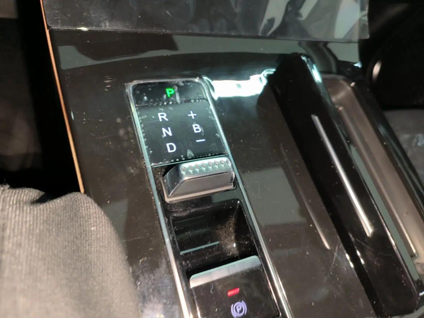 EXEED Zhuifeng C-DM 2022 1.5 TCI-DHT 105 km "Chengfeng Qi" Edition — миниатюра 17
