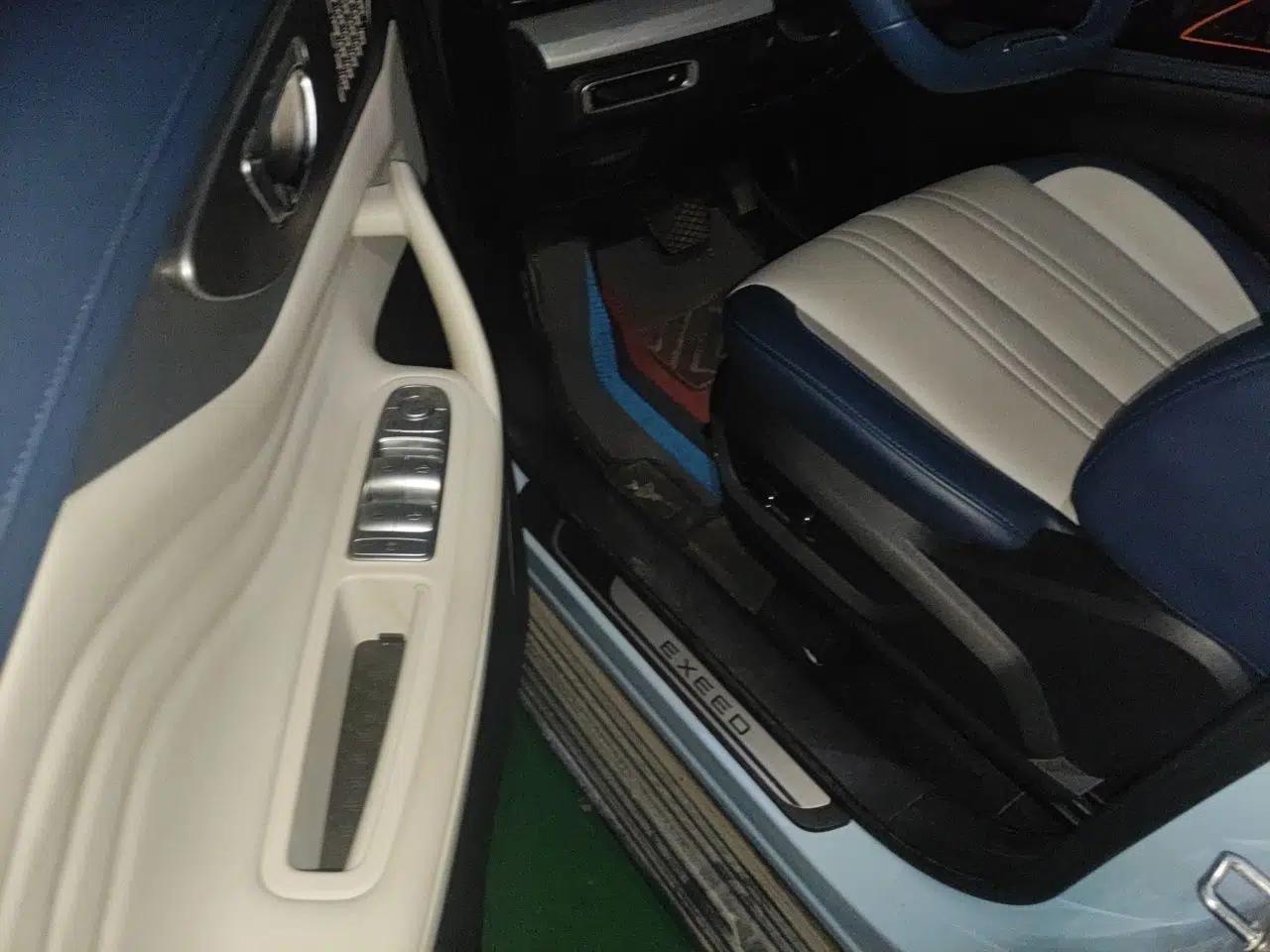 EXEED Zhuifeng C-DM 2023 1.5 TCI-DHT 80KM Yu Feng Xing Edition — миниатюра 17