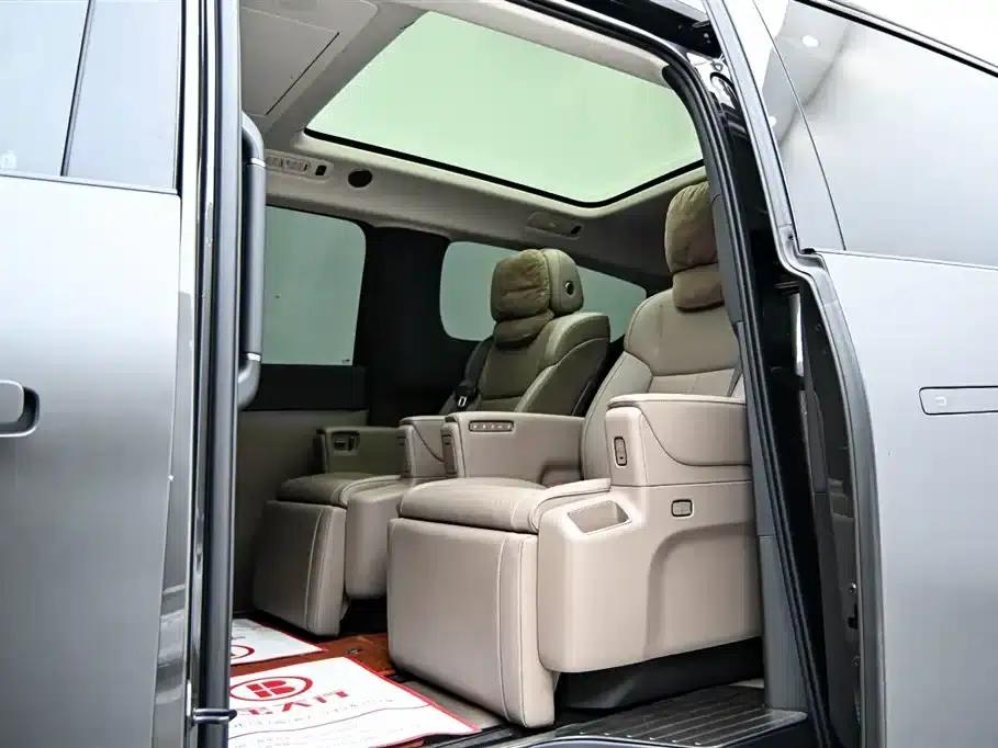 Li Auto MEGA 2025 Home Edition — миниатюра 12