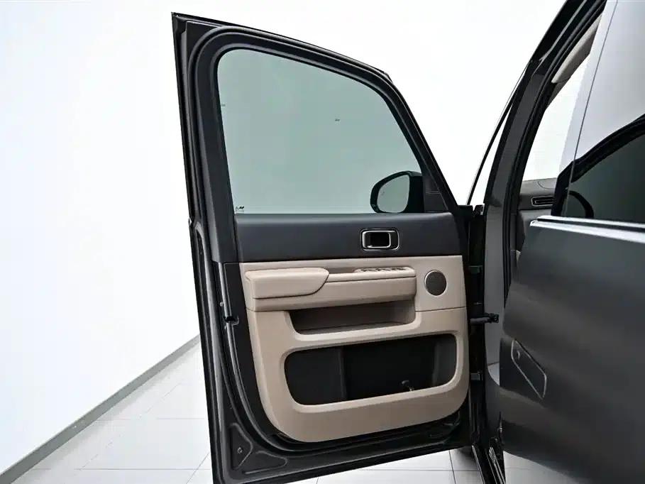 Li Auto MEGA 2025 Home Edition — миниатюра 25