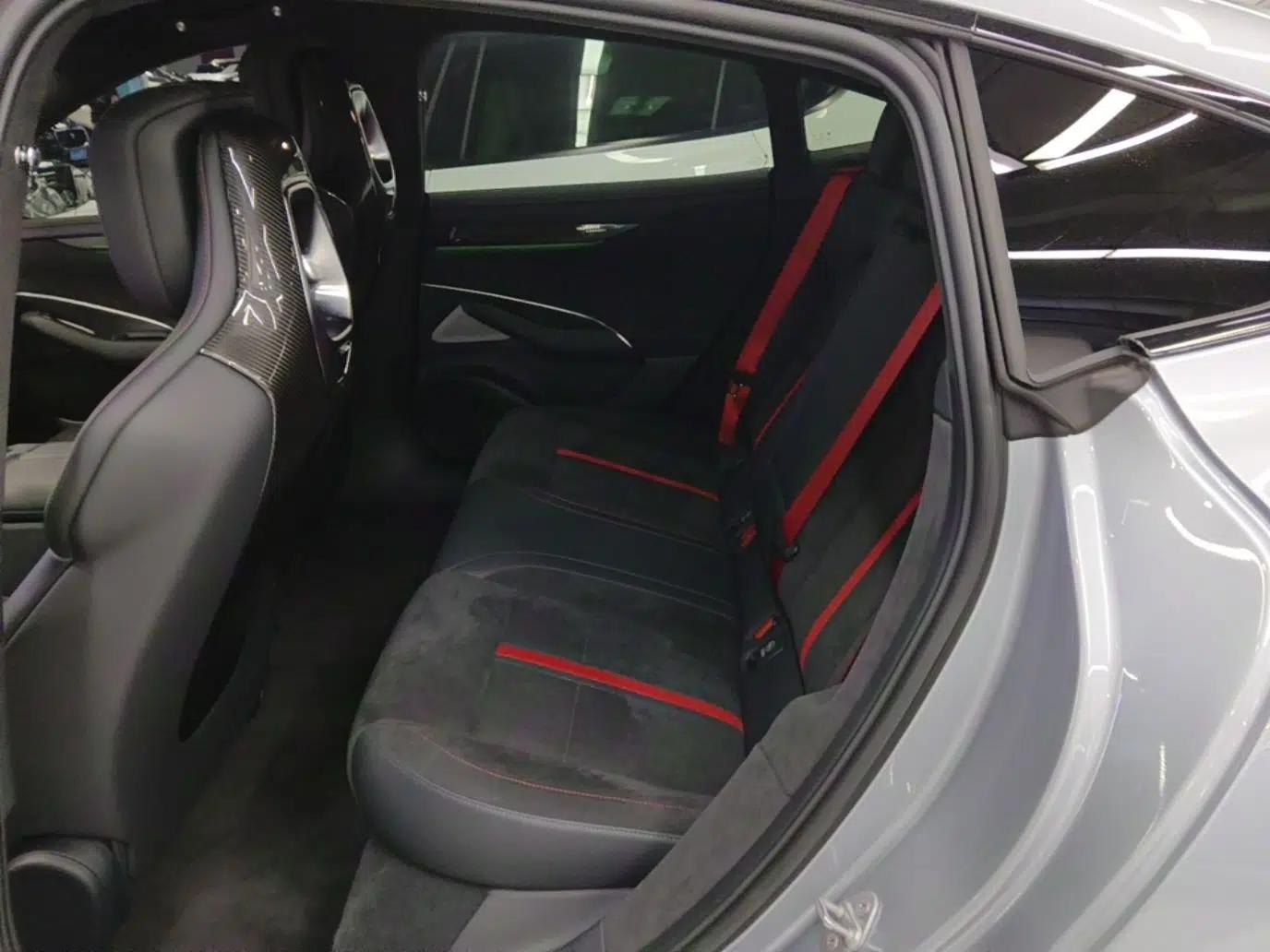 Xiaomi Auto SU7 Ultra 2025 Ultra Model — миниатюра 20