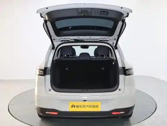 Leapmotor B10 2025 Model 510 Enjoy Edition — миниатюра 12