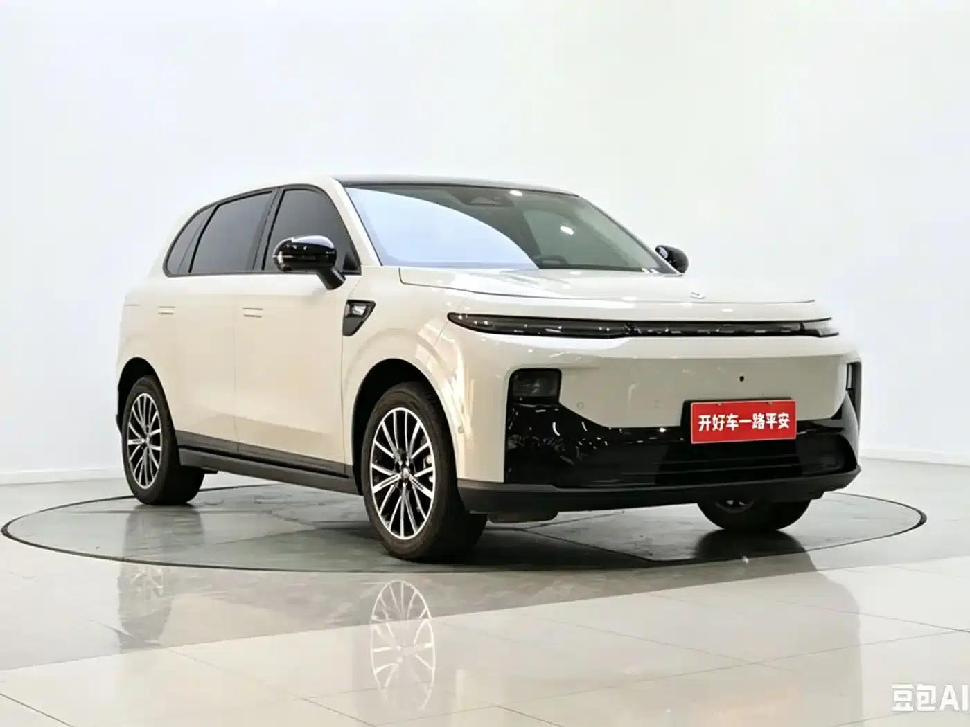 Leapmotor B10 2025 Model 510 Enjoy Edition — миниатюра 3
