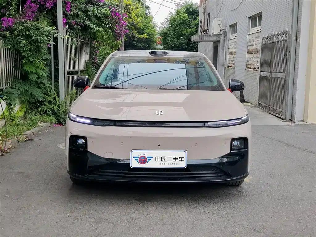 Leapmotor B01 2025 Model 650 LiDAR Edition — миниатюра 2